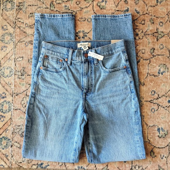 MADEWELL Tall Relaxed Jeans in Springtide Wash - Picture 6 of 9